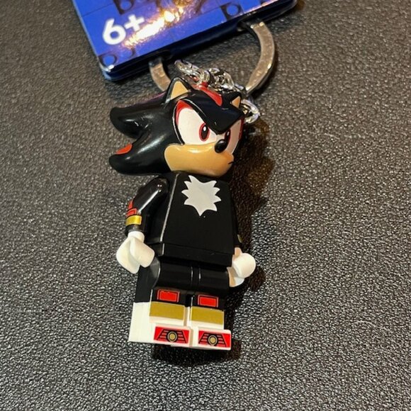 LEGO 854302 Sonic The Hedgehog Shadow Keychain New with Tags - Picture 8 of 12